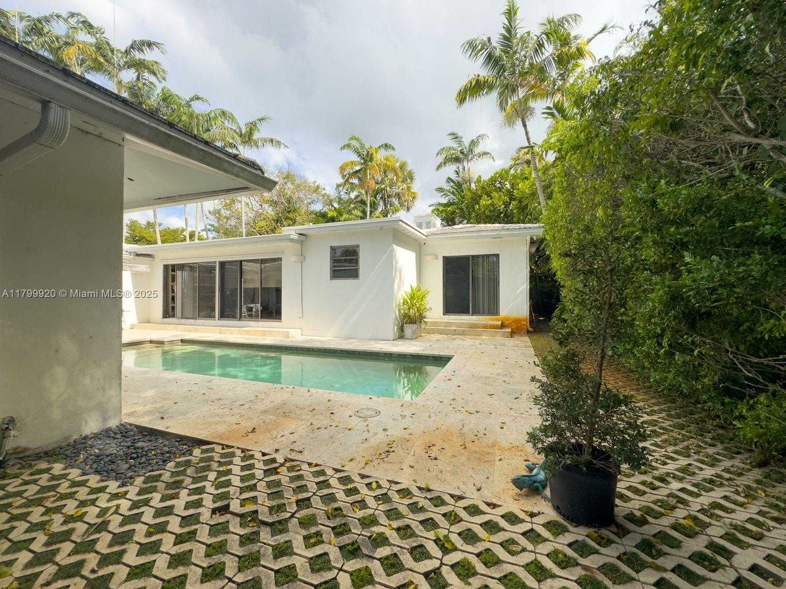 Small Image of 550 NORTH EAST 94TH ST, Miami Shores Number 23