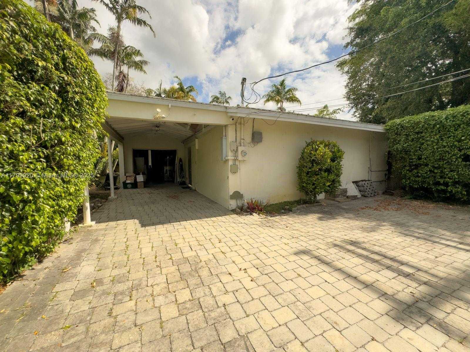 Small Image of 550 NORTH EAST 94TH ST, Miami Shores Number 26