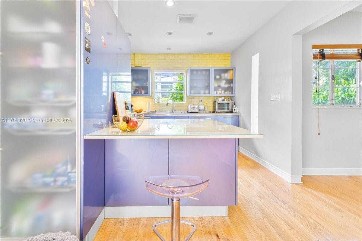 Small Image of 550 NORTH EAST 94TH ST, Miami Shores Number 9