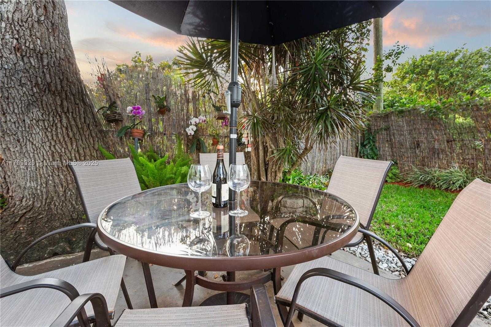 Small Image of 425 CADAGUA AVE, Coral Gables Number 26