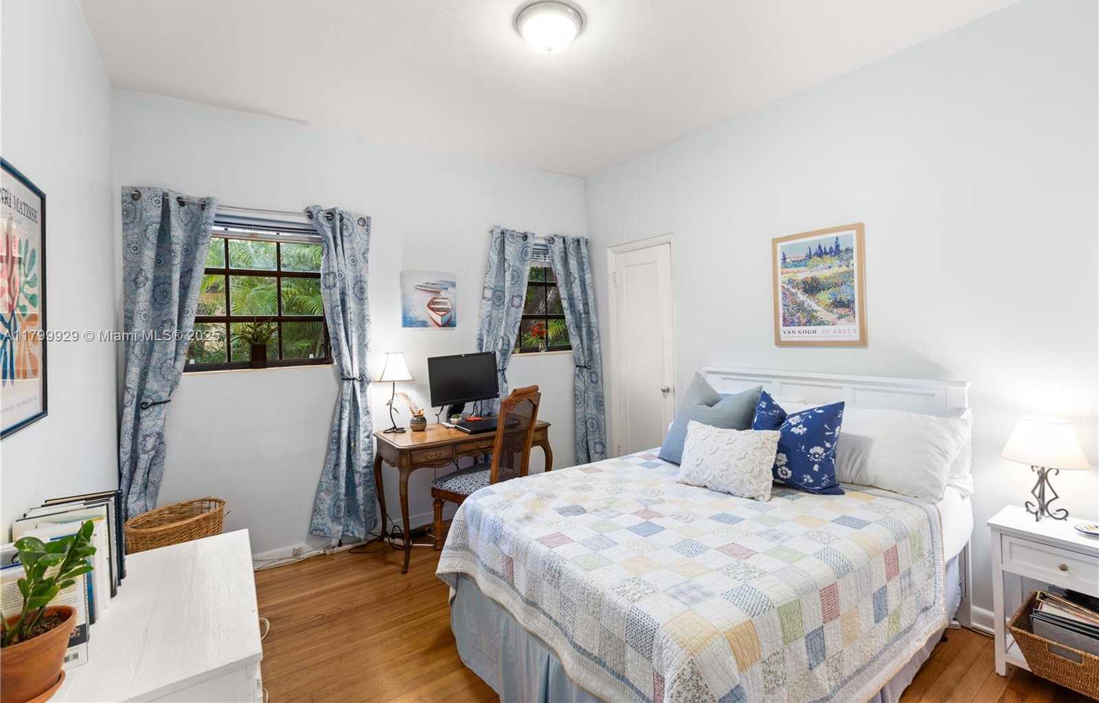 Small Image of 425 CADAGUA AVE, Coral Gables Number 29
