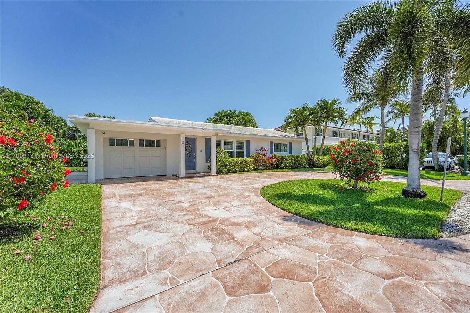 Small Image of 121 TACOMA LN, Palm Beach Shores Number 2