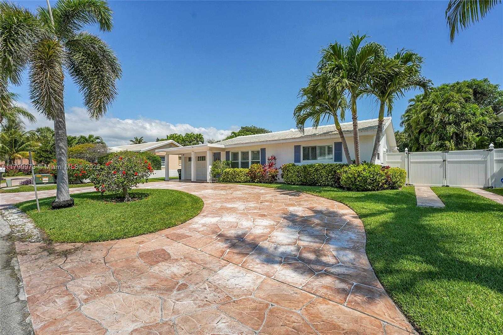 Small Image of 121 TACOMA LN, Palm Beach Shores Number 3
