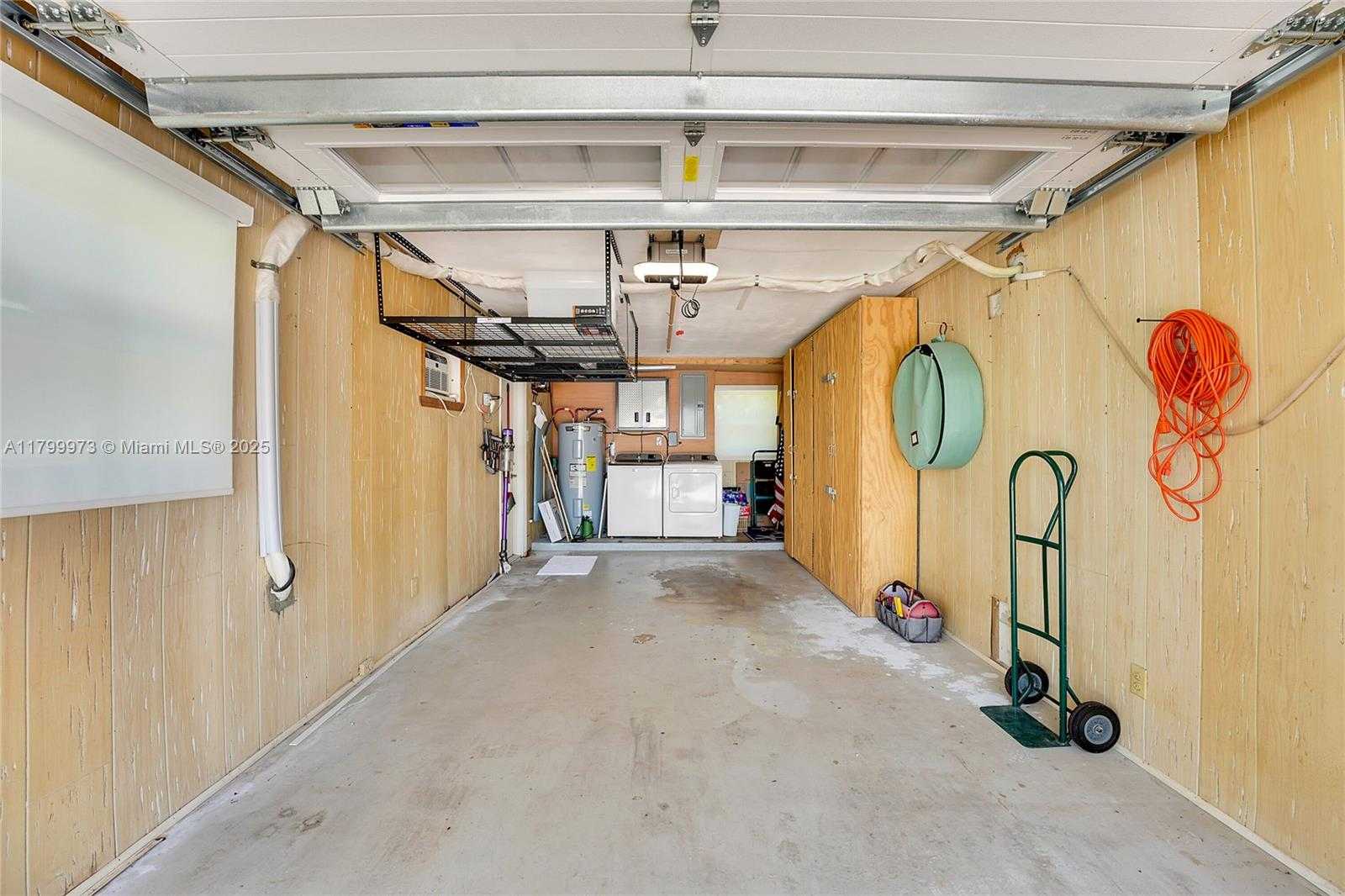 Small Image of 121 TACOMA LN, Palm Beach Shores Number 35