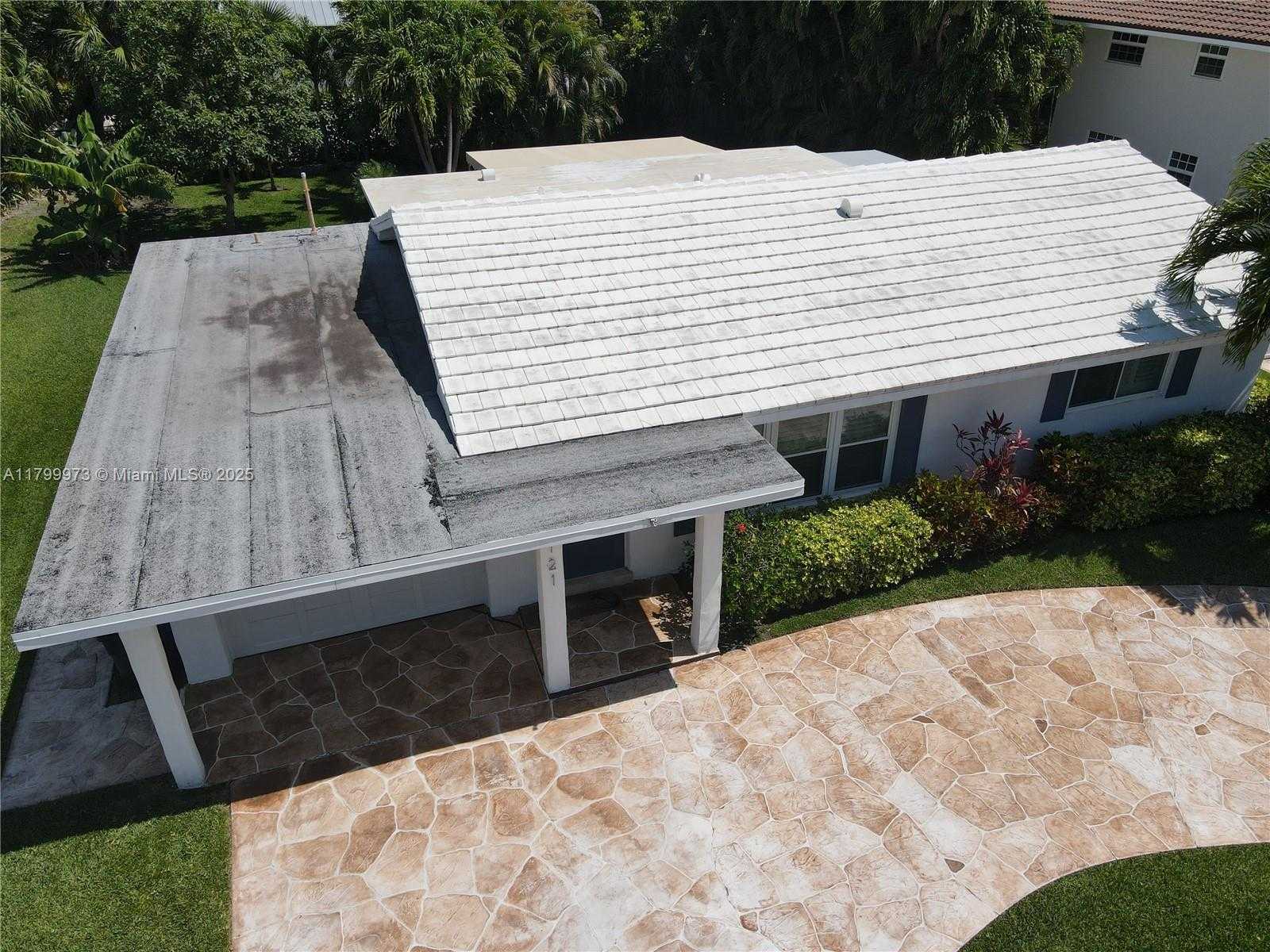Small Image of 121 TACOMA LN, Palm Beach Shores Number 44