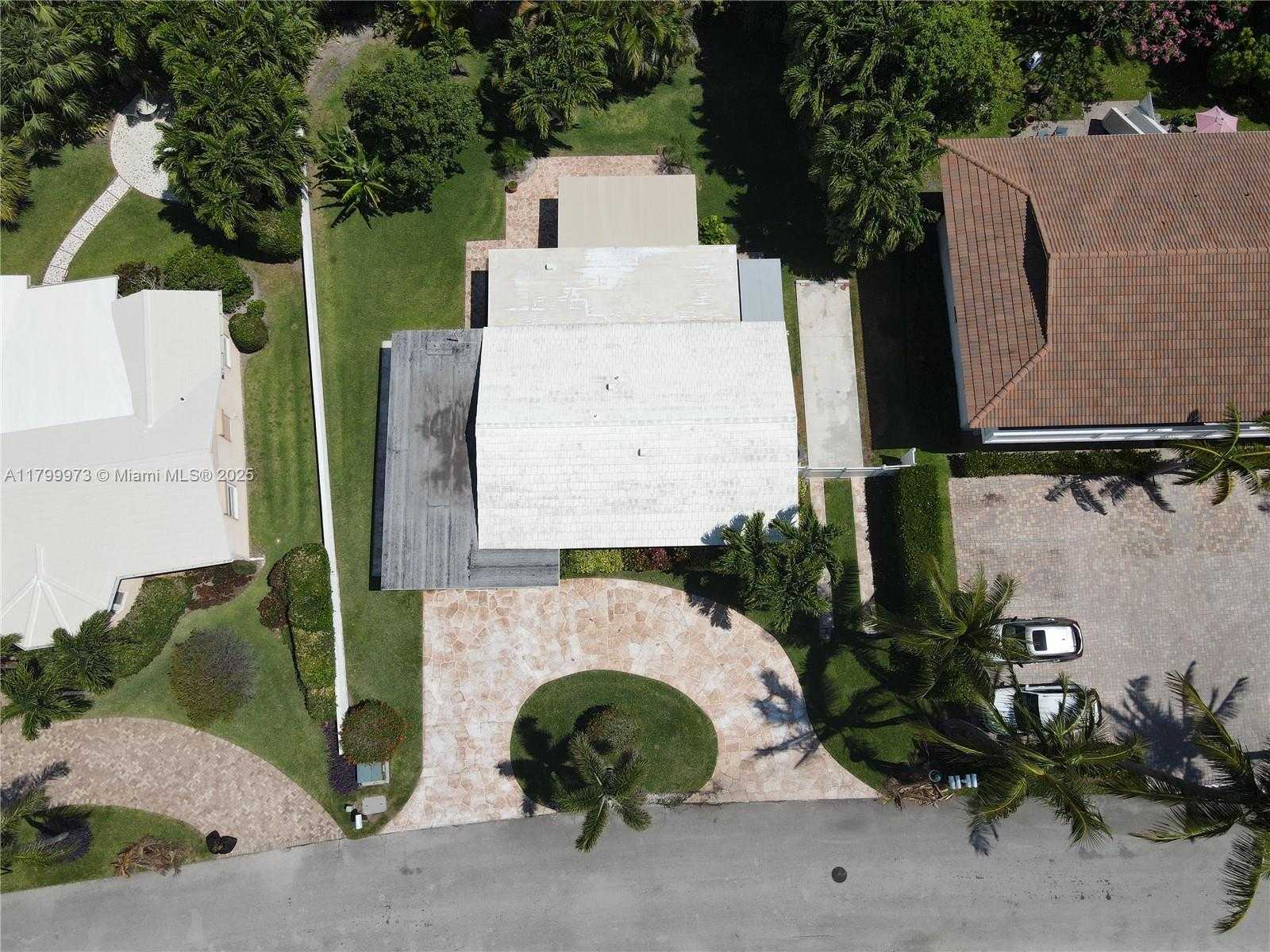 Small Image of 121 TACOMA LN, Palm Beach Shores Number 45