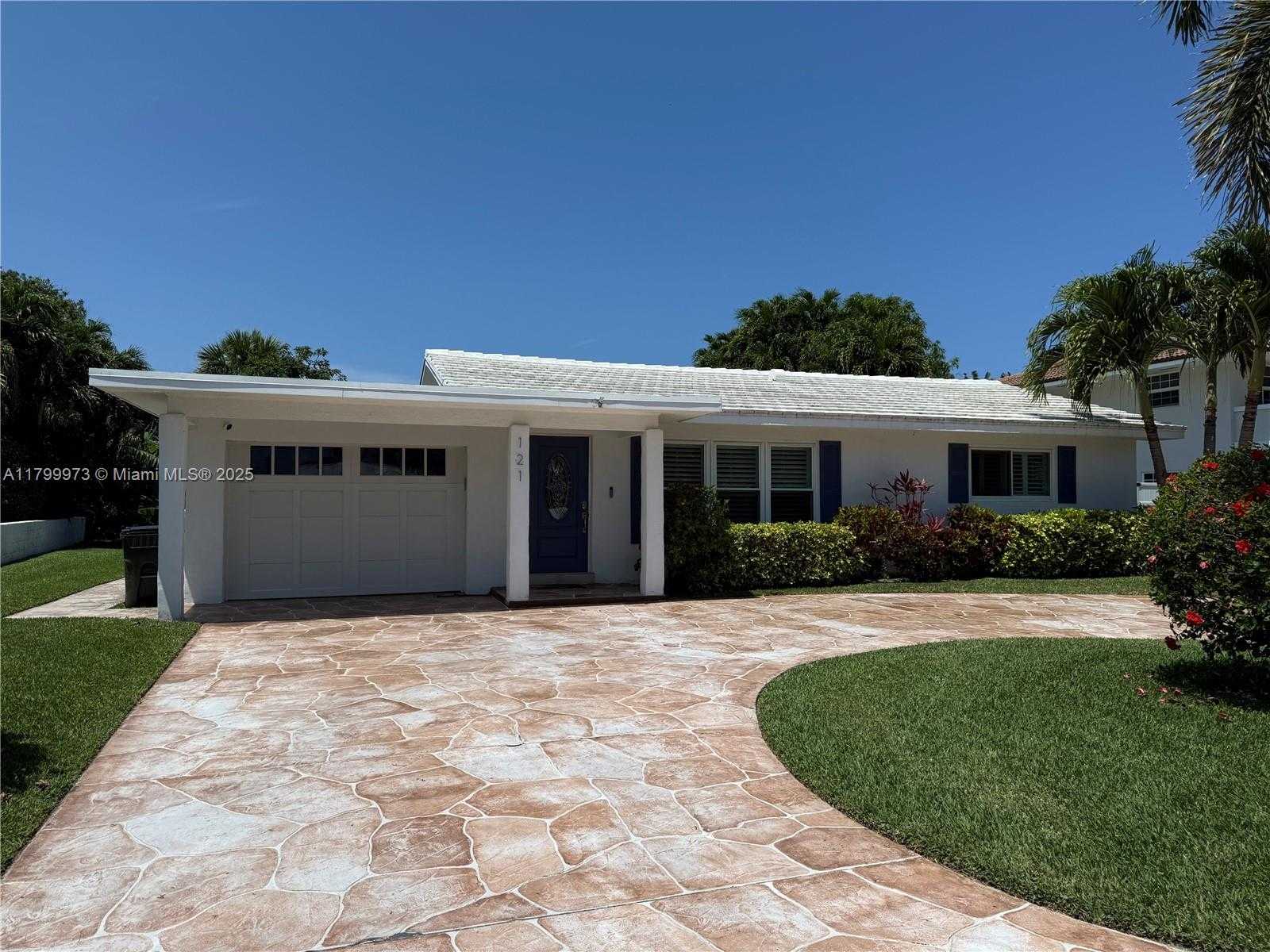 Small Image of 121 TACOMA LN, Palm Beach Shores Number 55