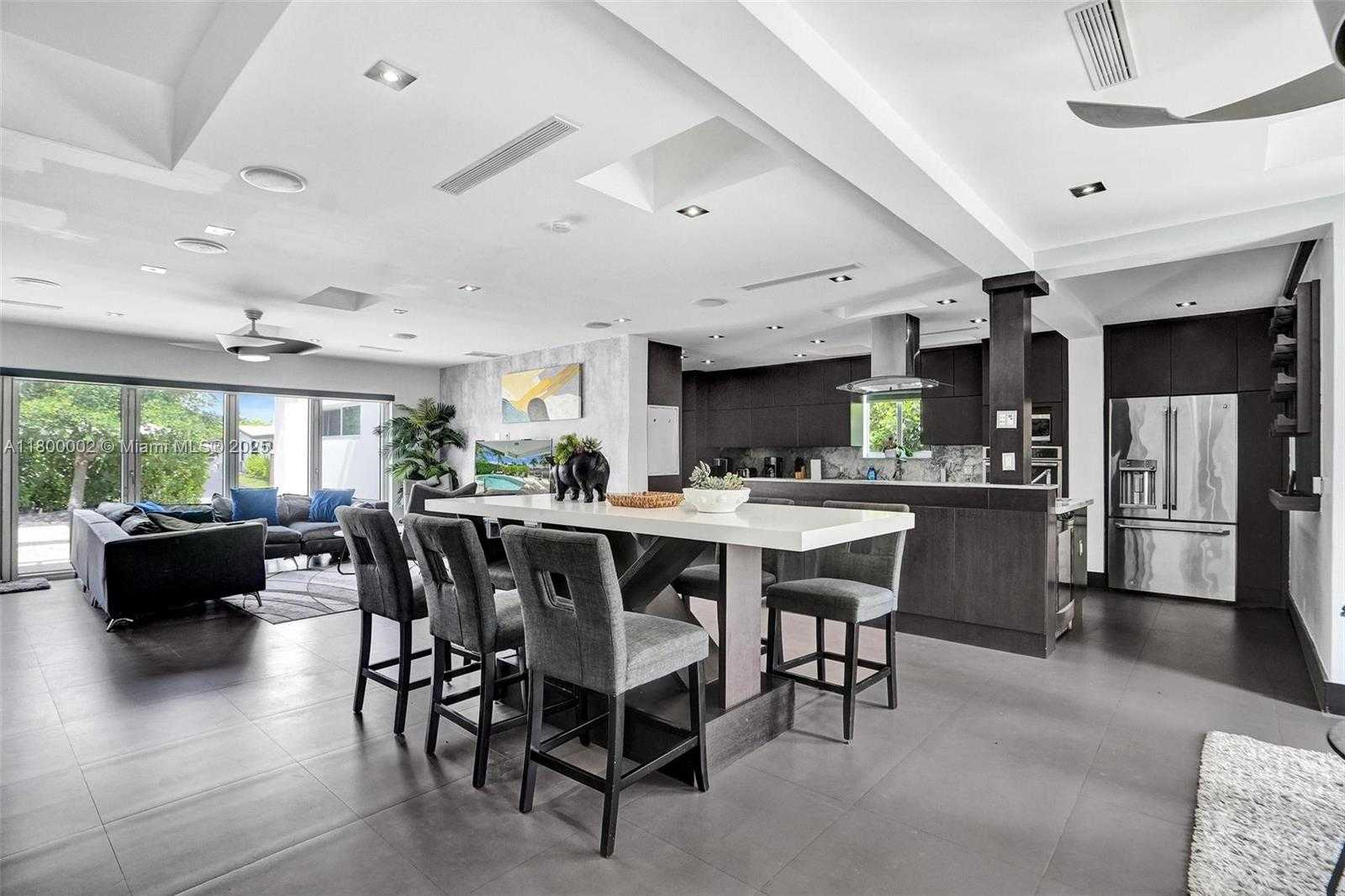 Small Image of 2612 KEY LARGO LN, Fort Lauderdale Number 11