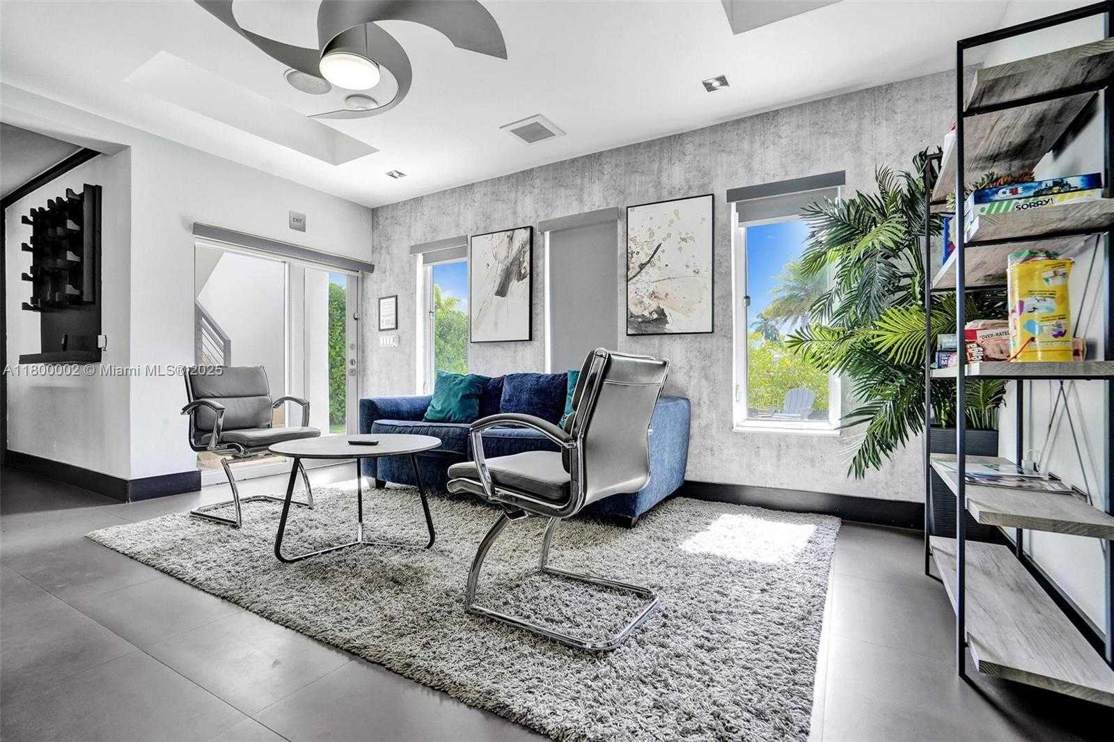 Small Image of 2612 KEY LARGO LN, Fort Lauderdale Number 13