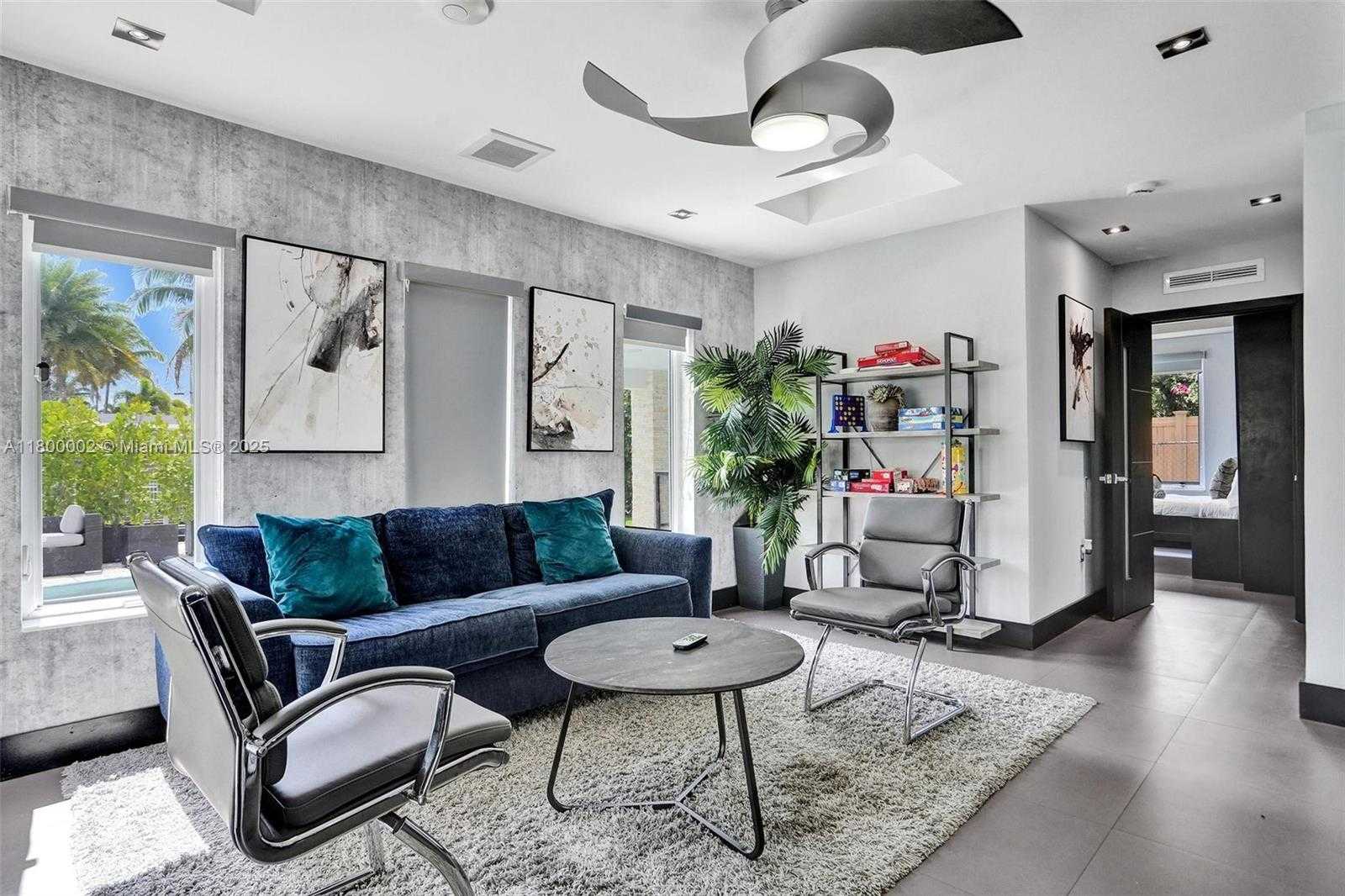 Small Image of 2612 KEY LARGO LN, Fort Lauderdale Number 14