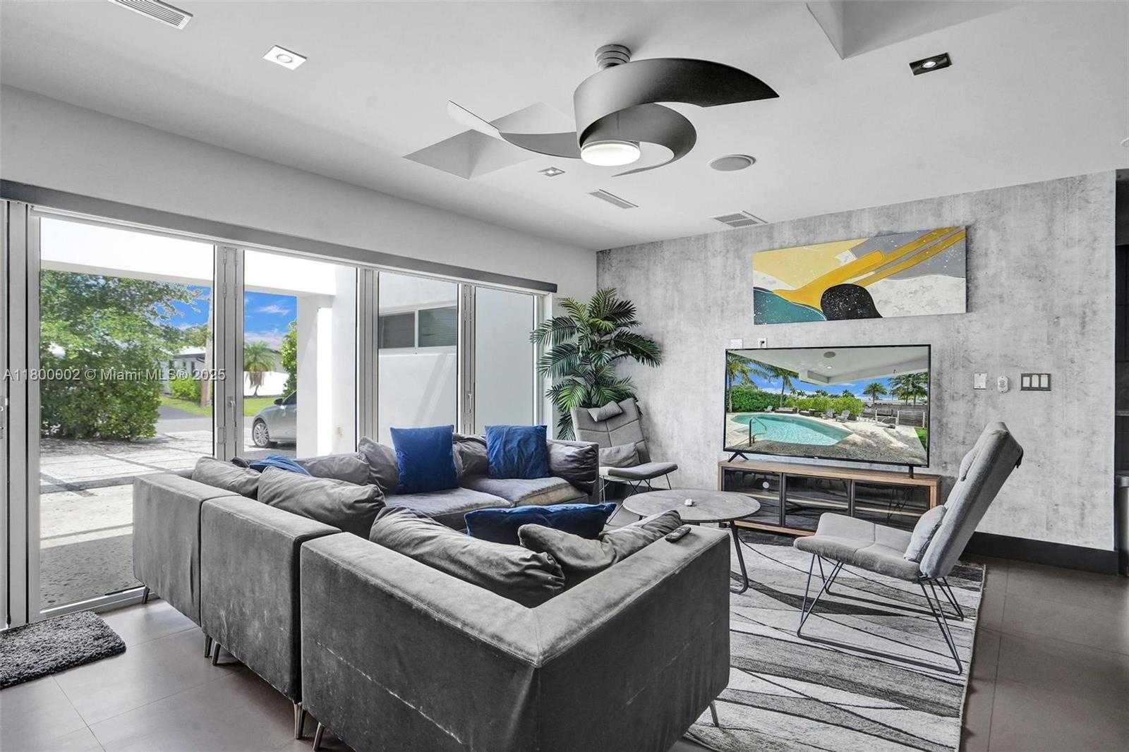 Small Image of 2612 KEY LARGO LN, Fort Lauderdale Number 29