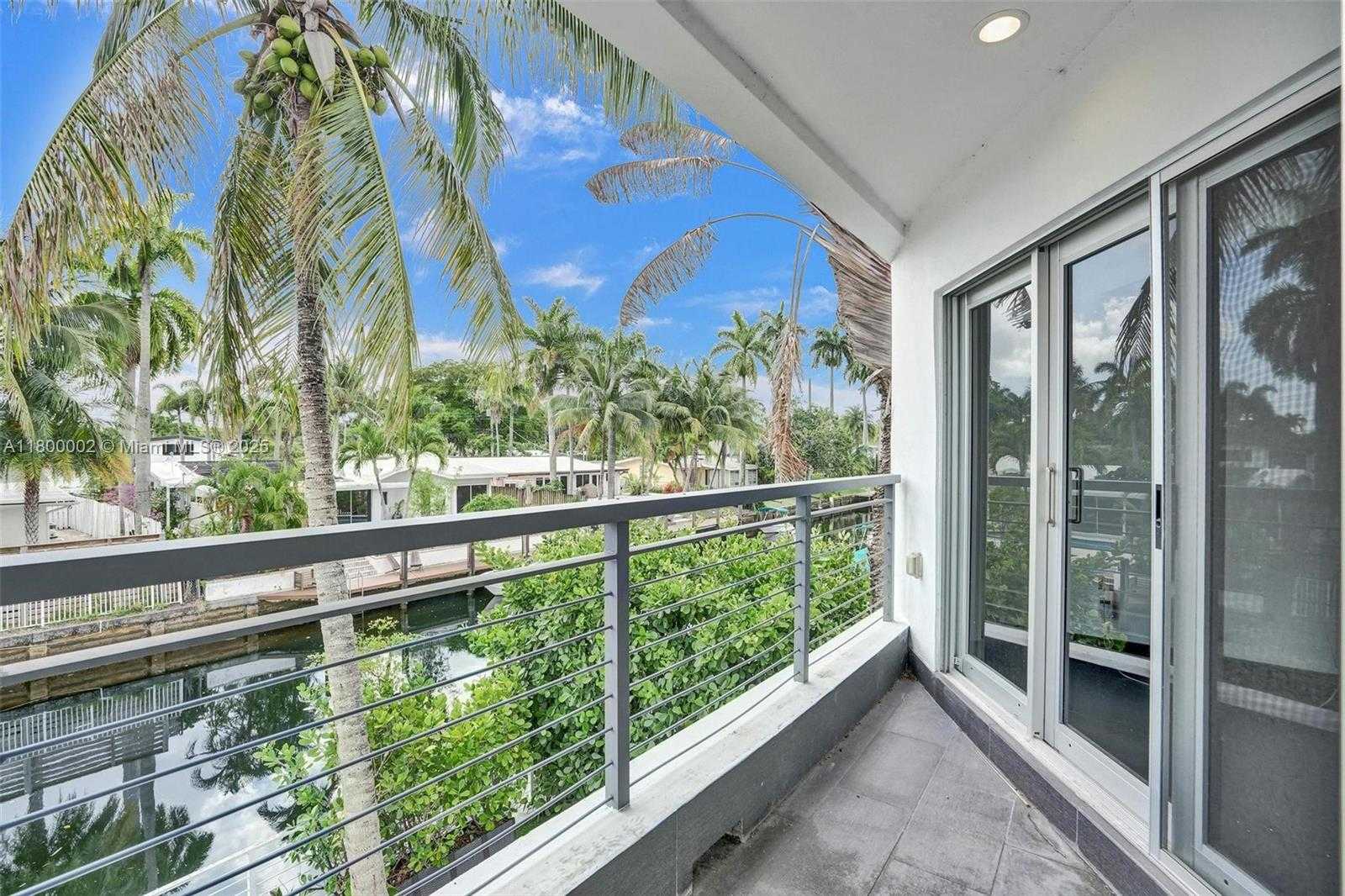 Small Image of 2612 KEY LARGO LN, Fort Lauderdale Number 36