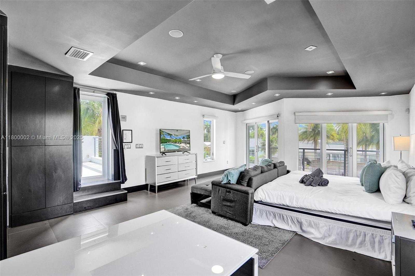 Small Image of 2612 KEY LARGO LN, Fort Lauderdale Number 38