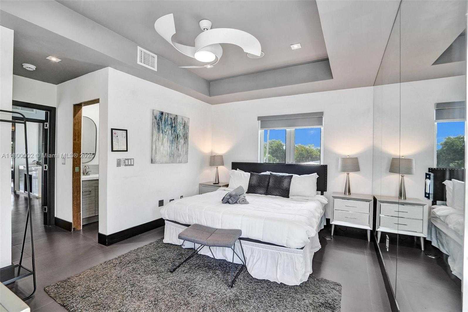 Small Image of 2612 KEY LARGO LN, Fort Lauderdale Number 51