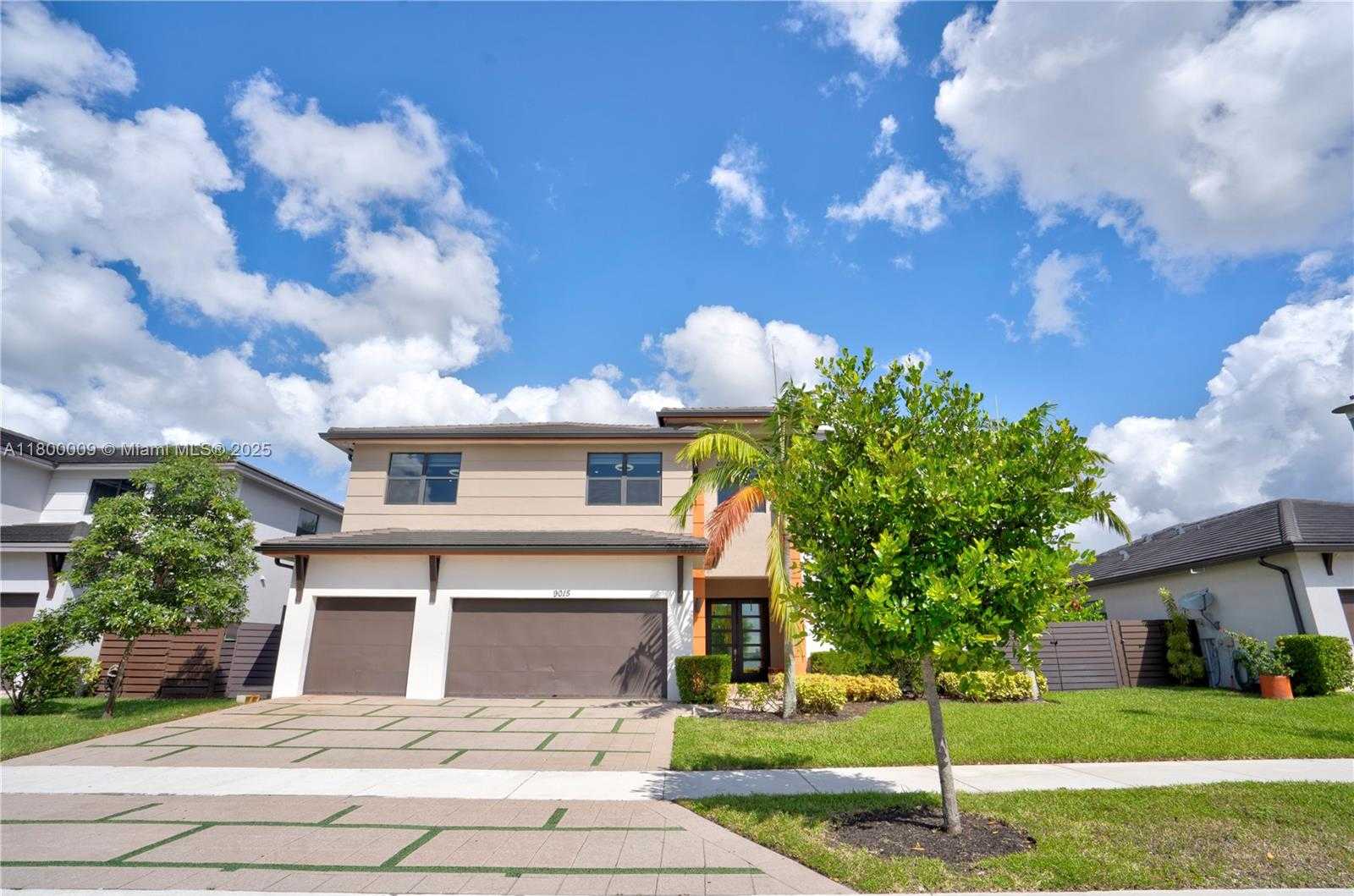 Small Image of 9015 NORTH WEST 161ST TER, Miami Lakes Number 1