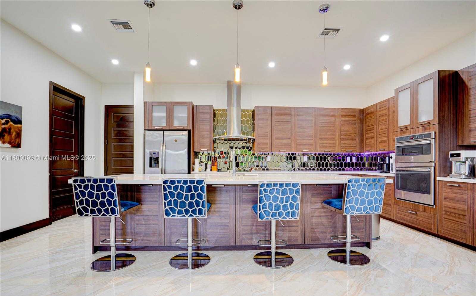 Small Image of 9015 NORTH WEST 161ST TER, Miami Lakes Number 16