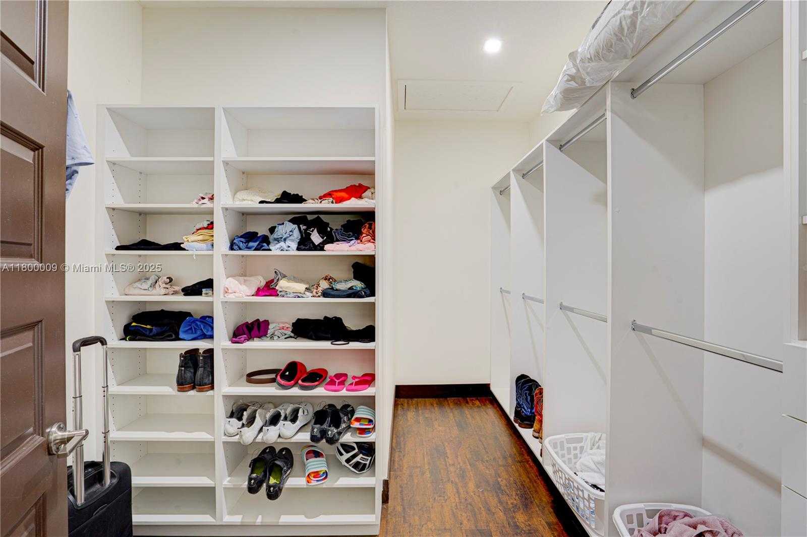 Small Image of 9015 NORTH WEST 161ST TER, Miami Lakes Number 27