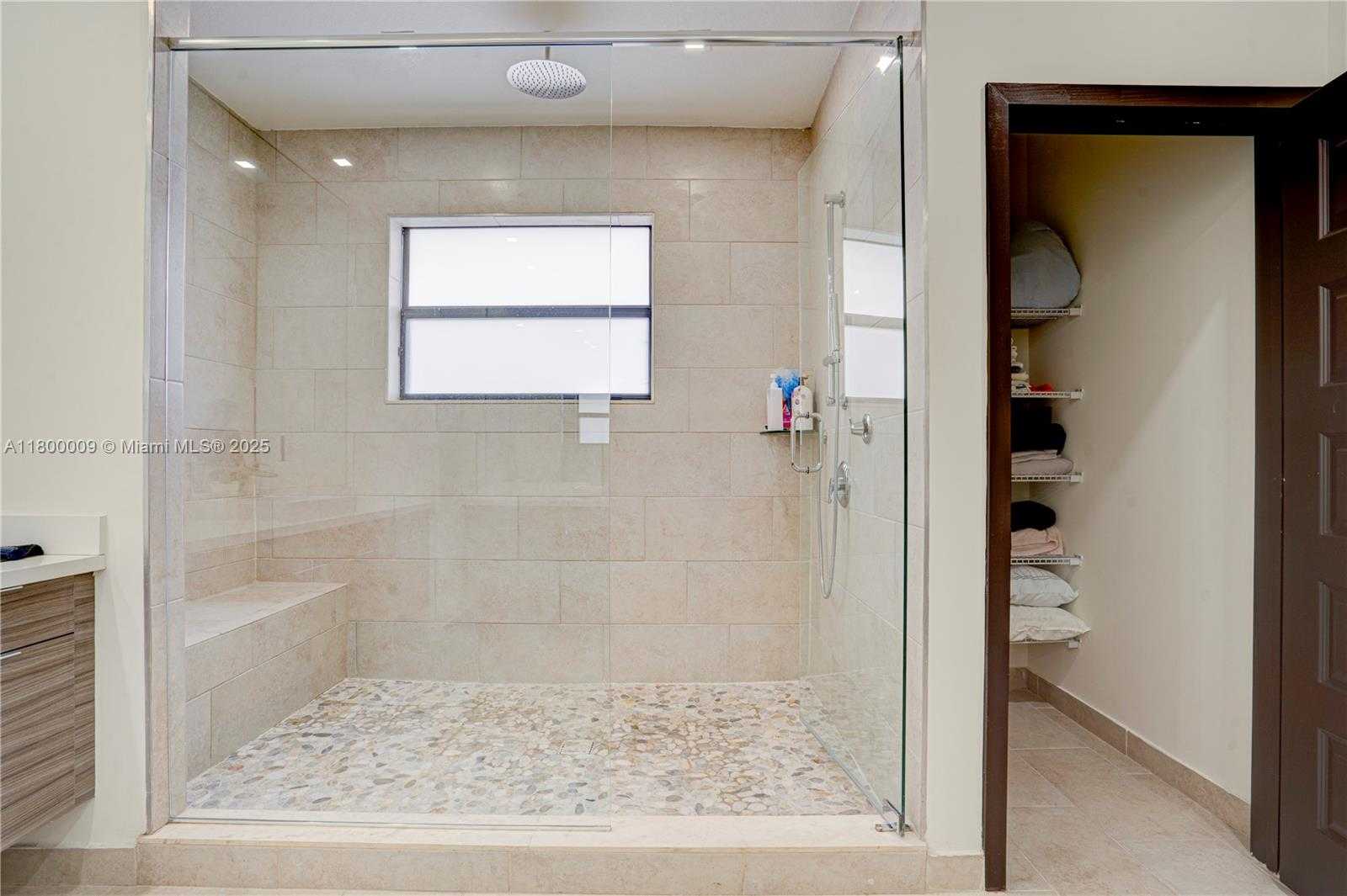 Small Image of 9015 NORTH WEST 161ST TER, Miami Lakes Number 32