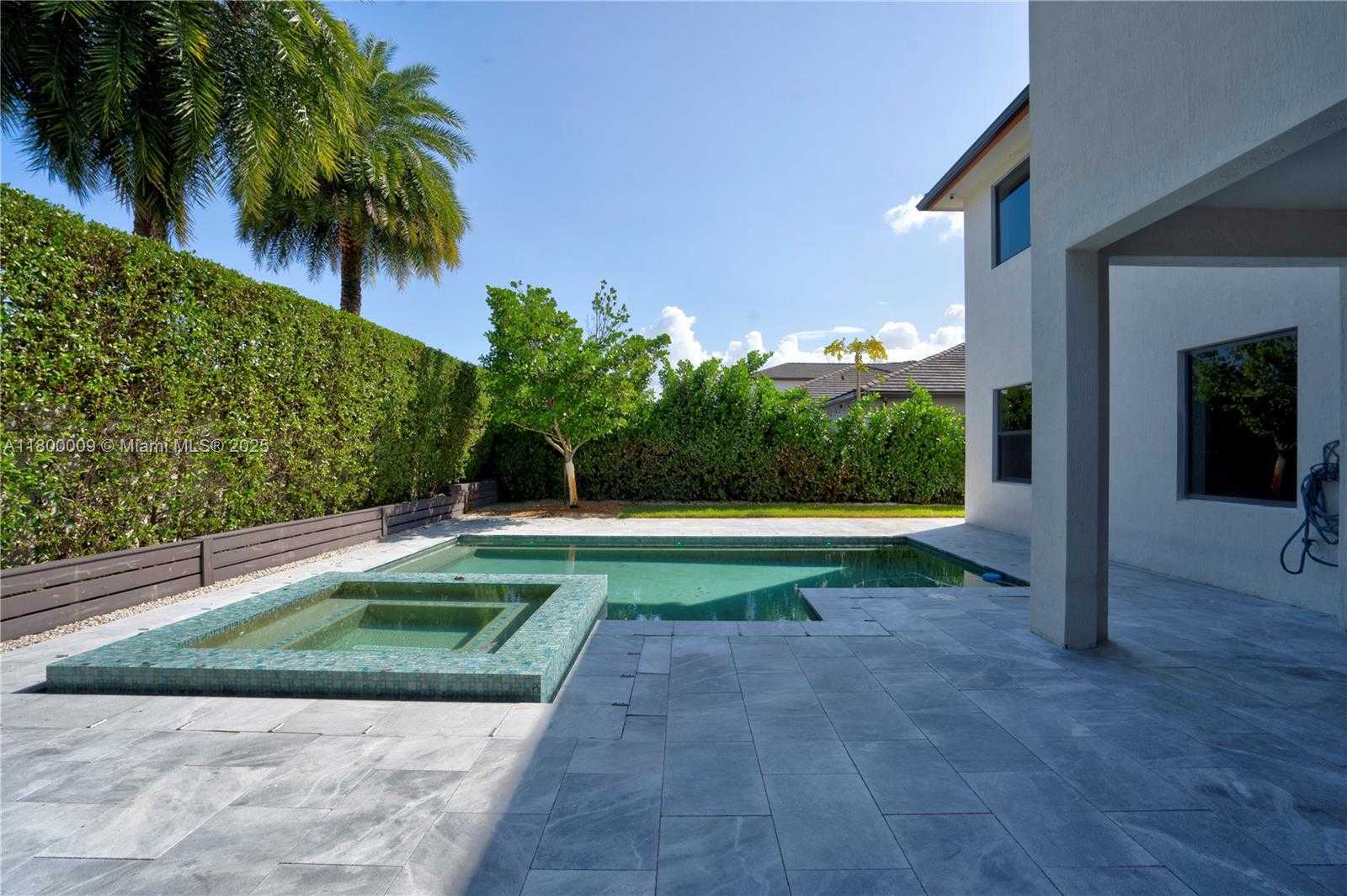 Small Image of 9015 NORTH WEST 161ST TER, Miami Lakes Number 40