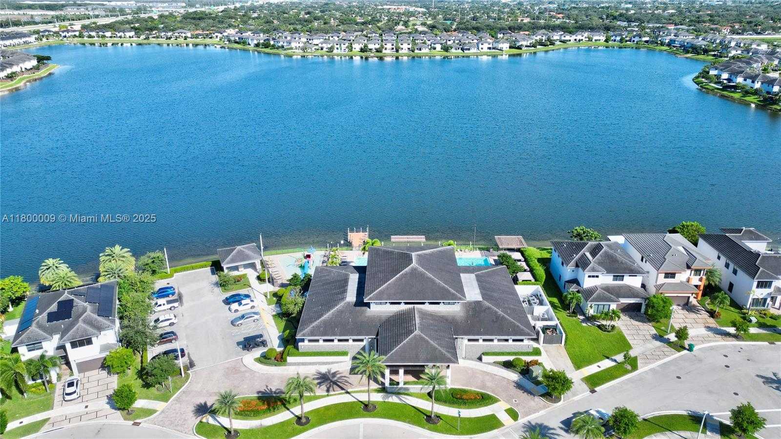 Small Image of 9015 NORTH WEST 161ST TER, Miami Lakes Number 45