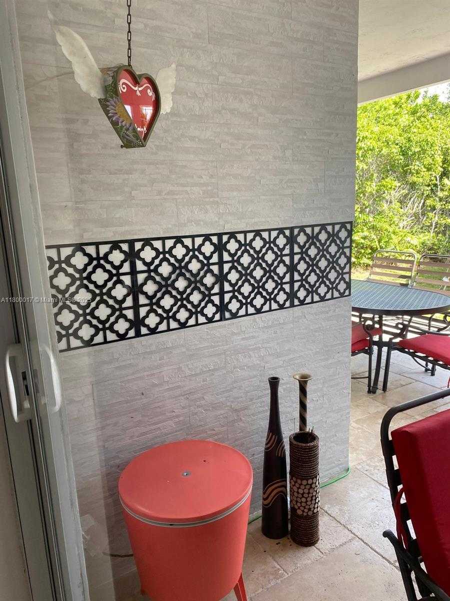 Small Image of 1103 WASHINGTON ST, Hollywood Number 19