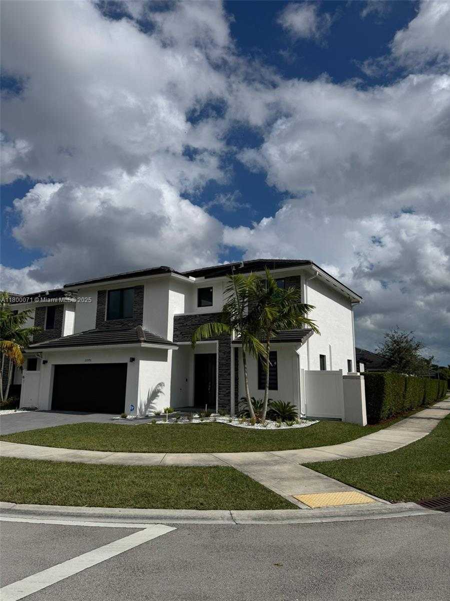 Small Image of 23595 SOUTH WEST 108TH CT, Homestead Number 2