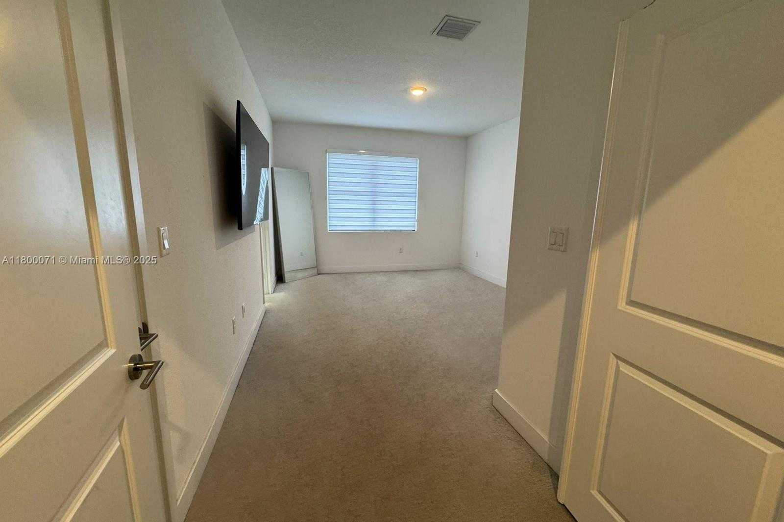 Small Image of 23595 SOUTH WEST 108TH CT, Homestead Number 20