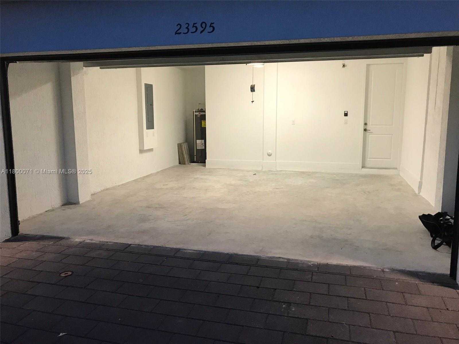 Small Image of 23595 SOUTH WEST 108TH CT, Homestead Number 25