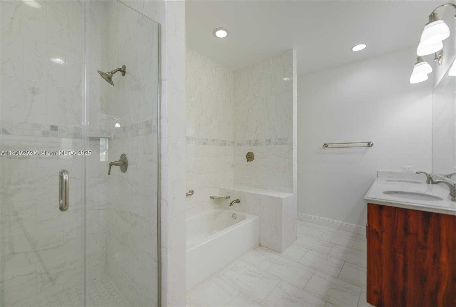 Small Image of 611 SOUTH WEST 8TH ST, Hallandale Beach Number 18