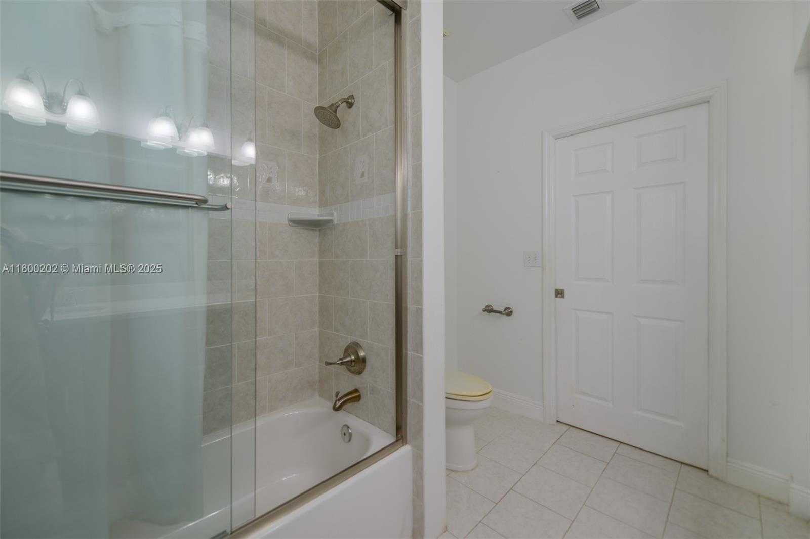 Small Image of 611 SOUTH WEST 8TH ST, Hallandale Beach Number 33