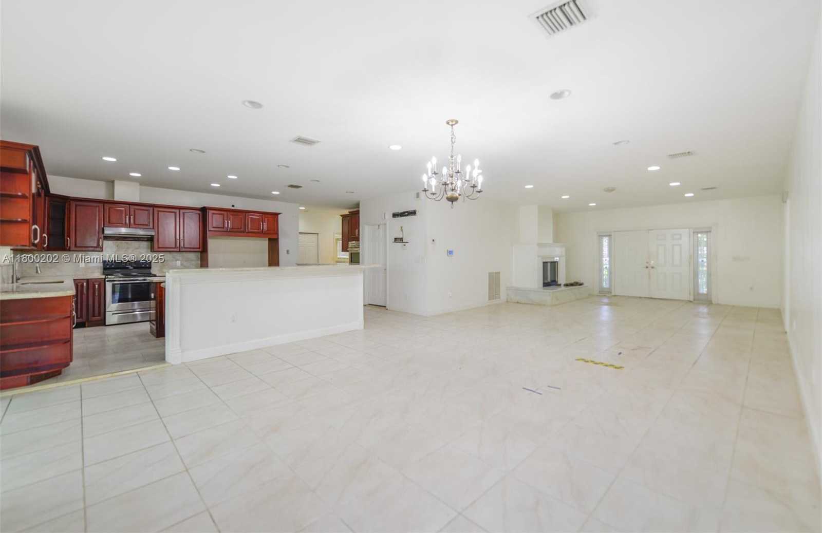 Small Image of 611 SOUTH WEST 8TH ST, Hallandale Beach Number 5