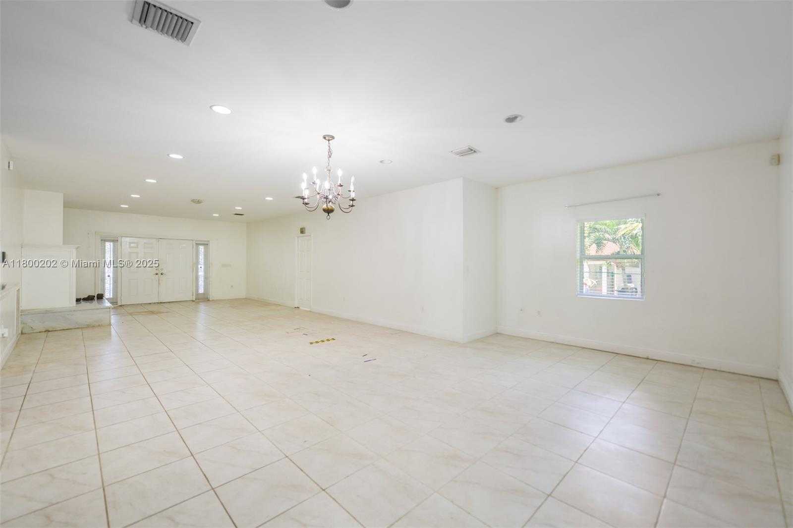Small Image of 611 SOUTH WEST 8TH ST, Hallandale Beach Number 6