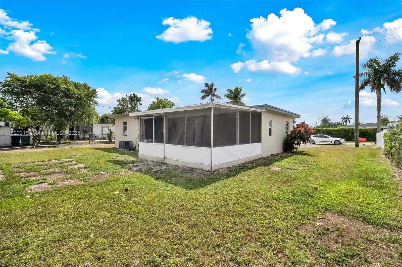 Small Image of 15351 SOUTH WEST 296TH ST, Homestead Number 23