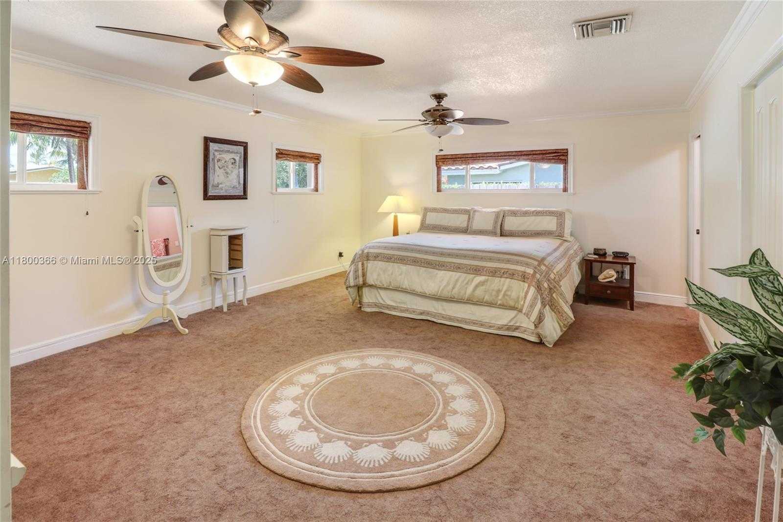 Small Image of 5284 NORTH EAST 18TH TERRACE, Fort Lauderdale Number 21