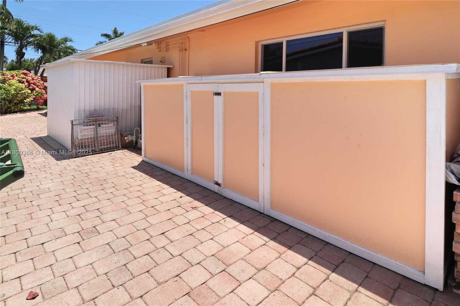 Small Image of 5284 NORTH EAST 18TH TERRACE, Fort Lauderdale Number 28