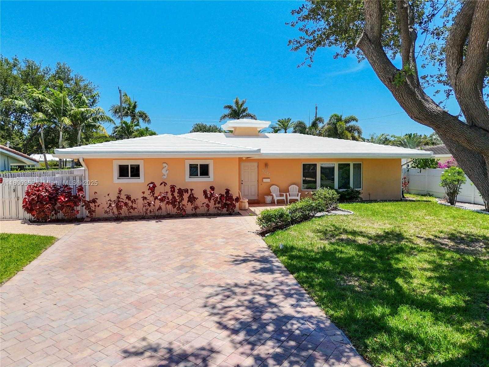 Small Image of 5284 NORTH EAST 18TH TERRACE, Fort Lauderdale Number 39