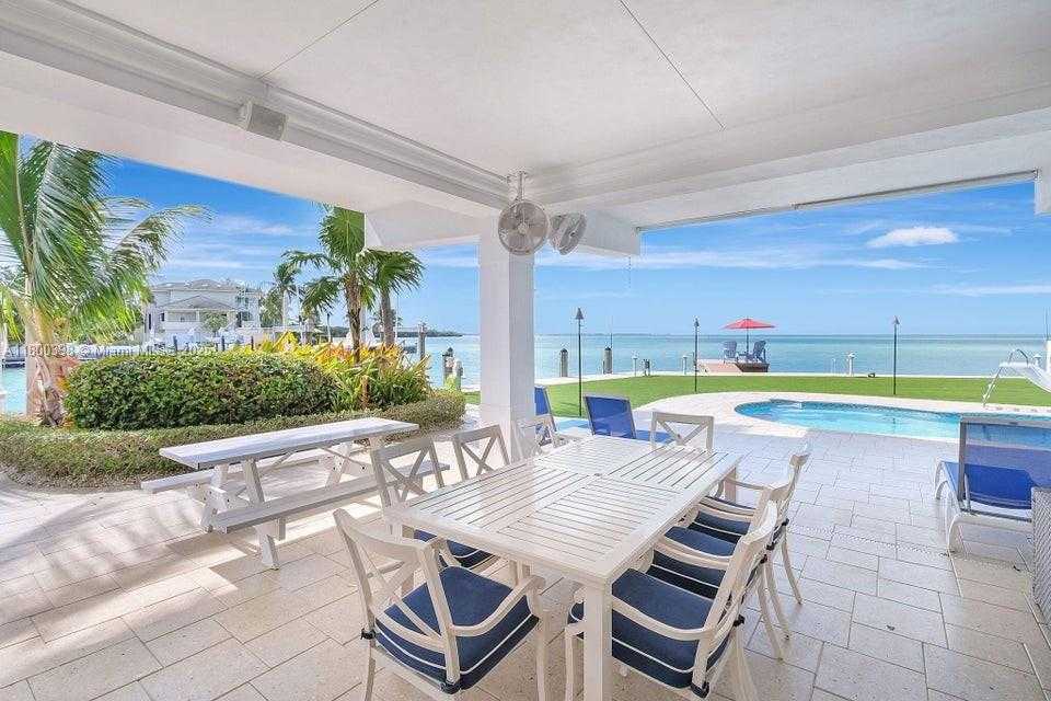 Small Image of 162 BAYVIEW DR, Islamorada Number 12