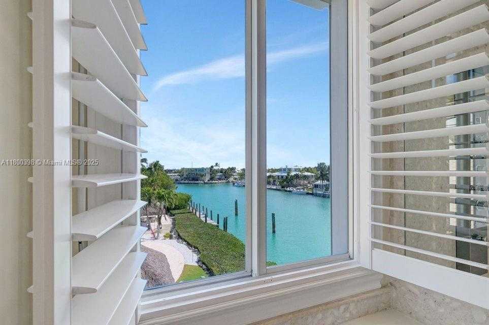 Small Image of 162 BAYVIEW DR, Islamorada Number 25