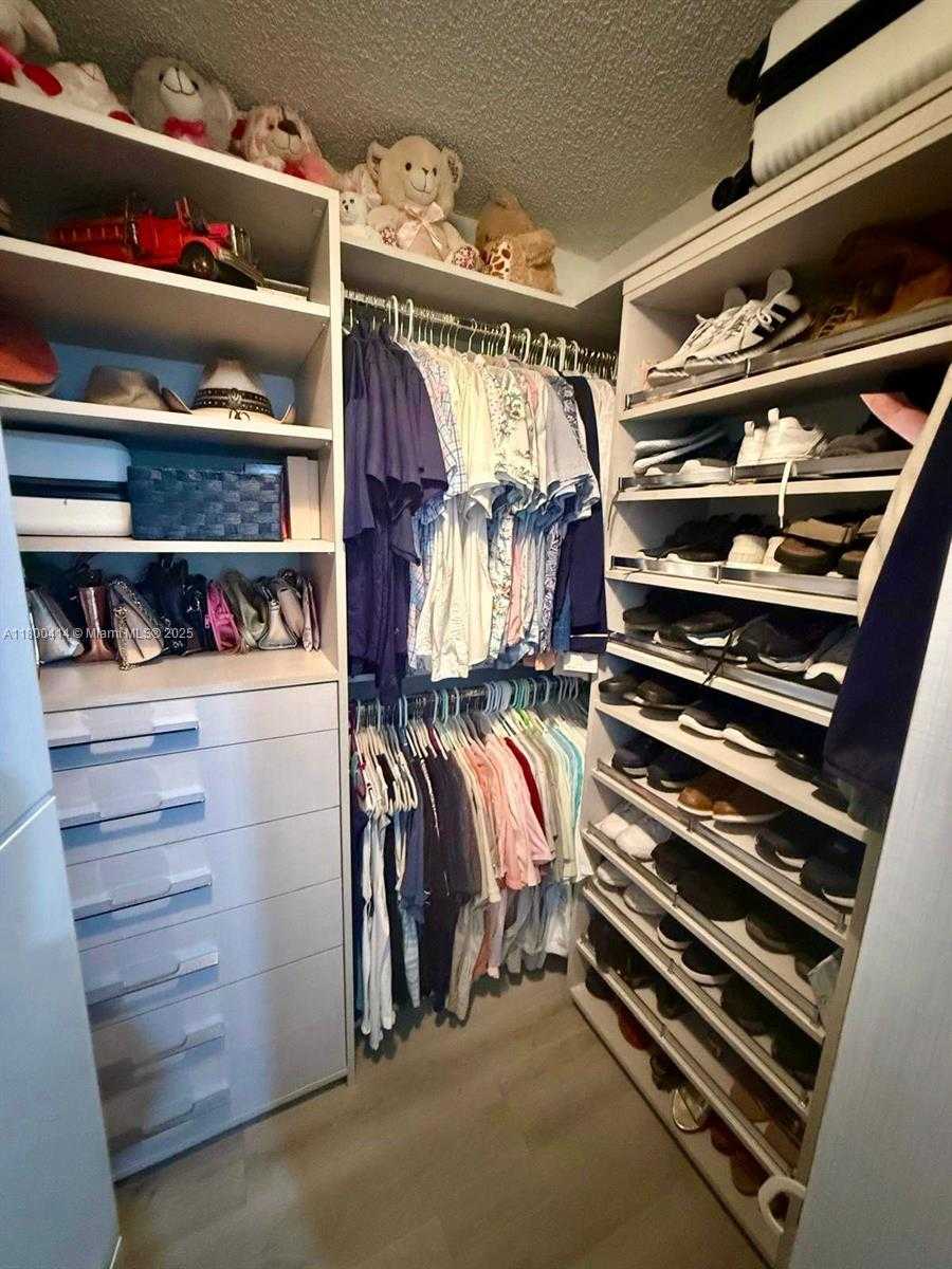 Small Image of 4909 BAYBERRY LN, Tamarac Number 17