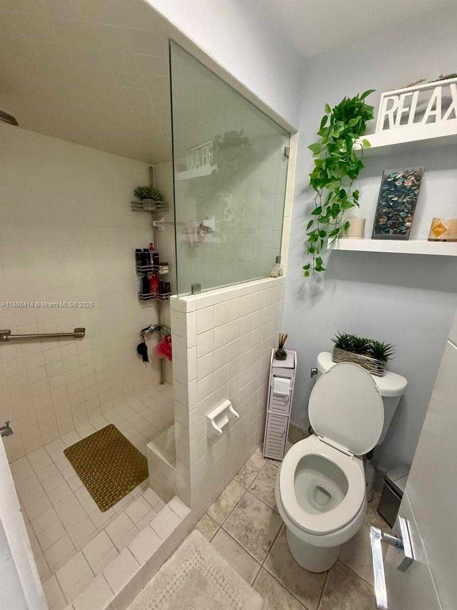 Small Image of 4909 BAYBERRY LN, Tamarac Number 25