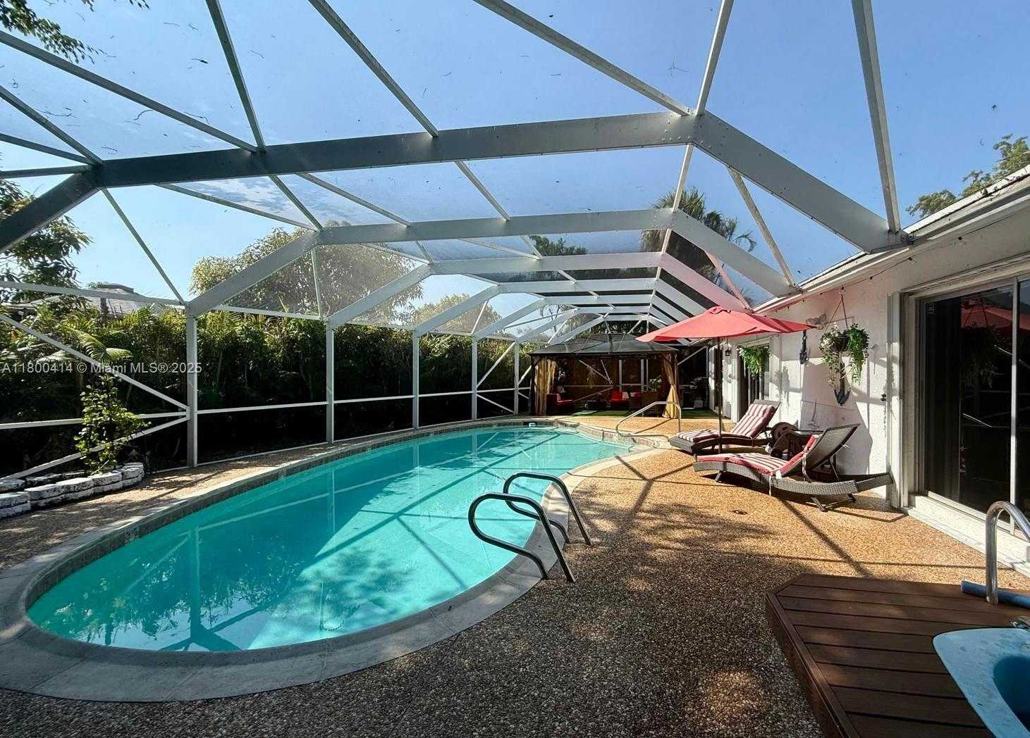 Small Image of 4909 BAYBERRY LN, Tamarac Number 30