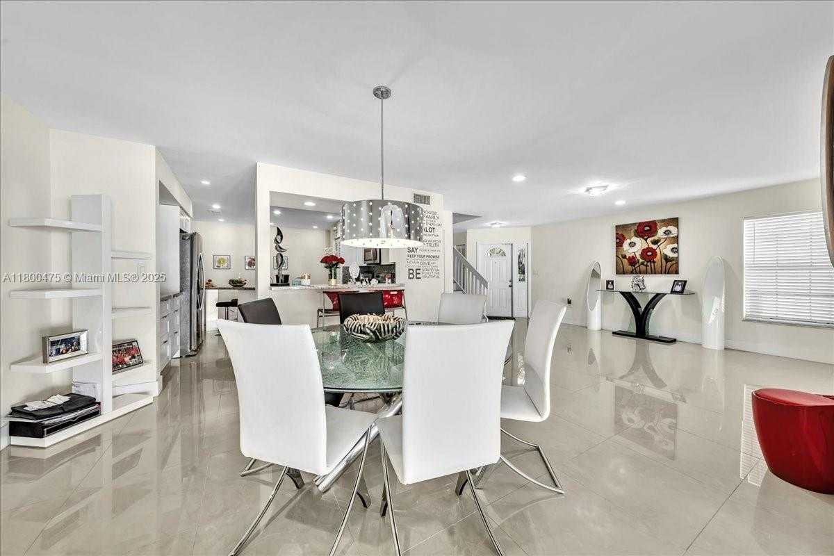 Small Image of 1060 SOUTH WEST 111TH WAY, Davie Number 11
