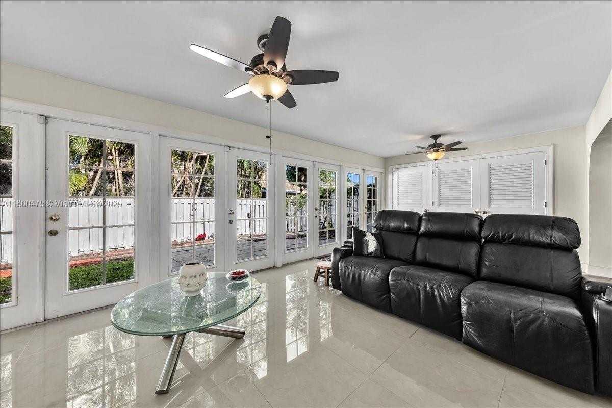Small Image of 1060 SOUTH WEST 111TH WAY, Davie Number 16