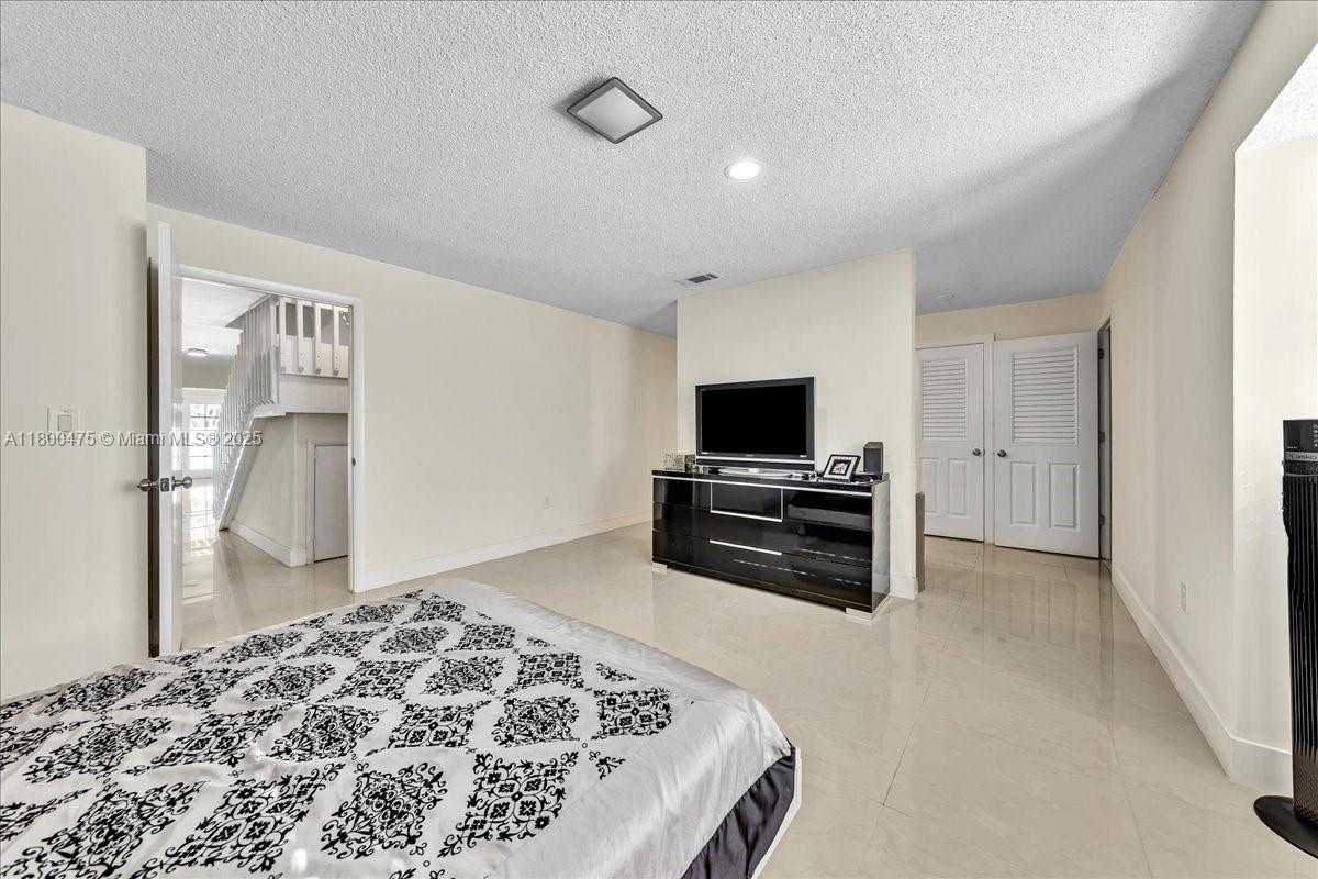 Small Image of 1060 SOUTH WEST 111TH WAY, Davie Number 29
