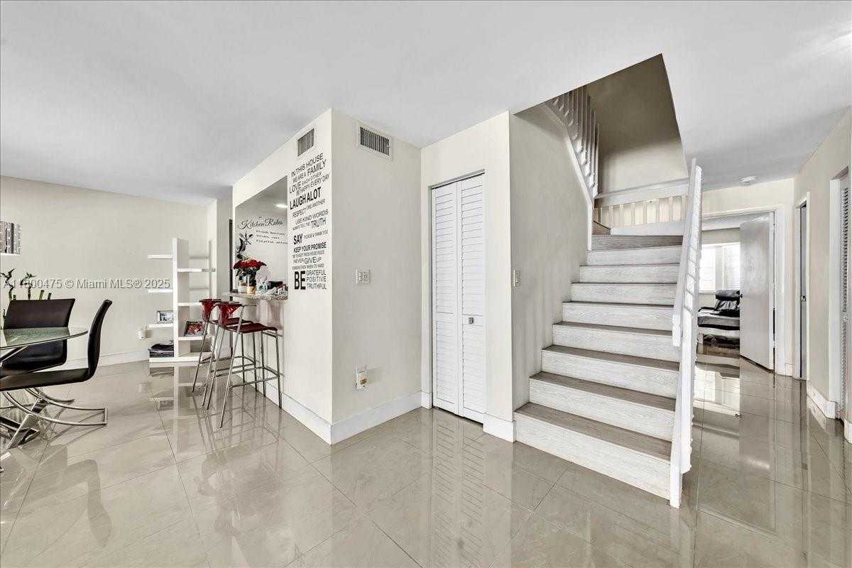 Small Image of 1060 SOUTH WEST 111TH WAY, Davie Number 6