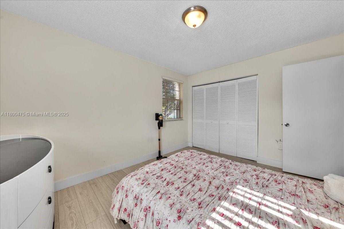 Small Image of 1060 SOUTH WEST 111TH WAY, Davie Number 62