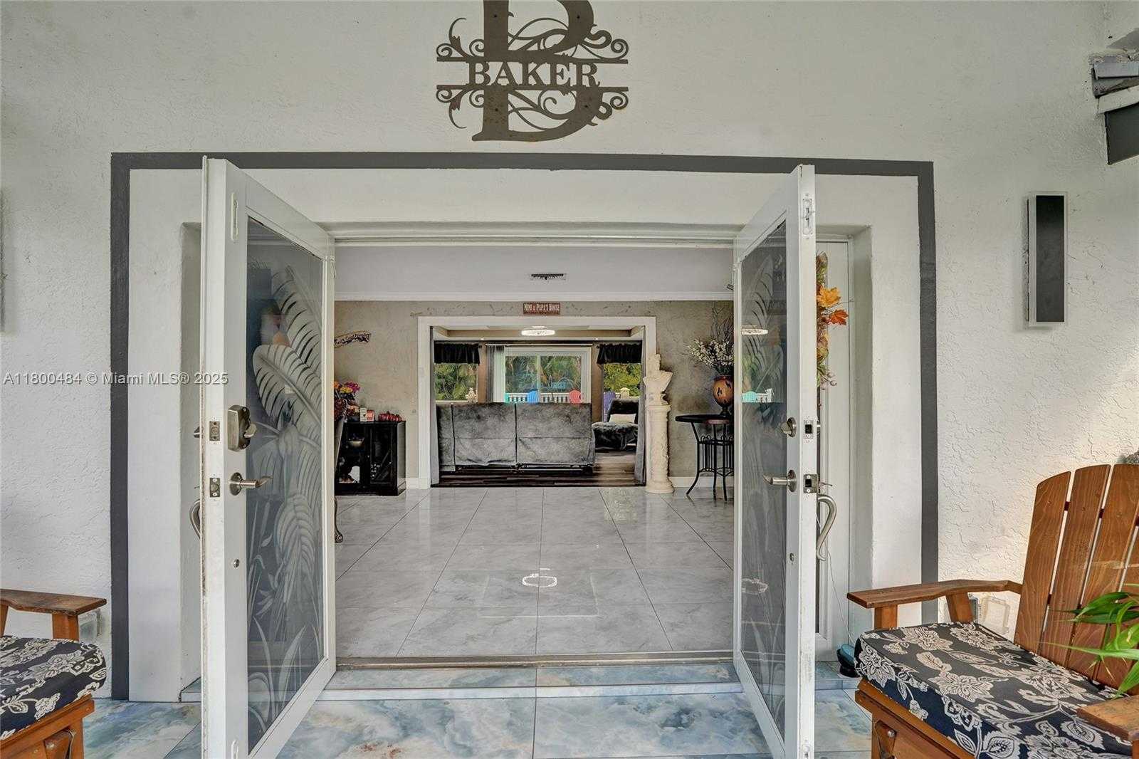 Small Image of 10831 SOUTH WEST 51ST CT, Davie Number 19
