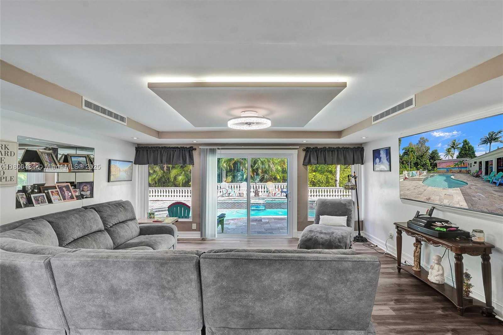 Small Image of 10831 SOUTH WEST 51ST CT, Davie Number 23
