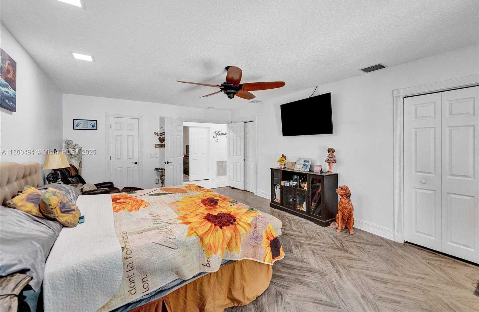 Small Image of 10831 SOUTH WEST 51ST CT, Davie Number 31