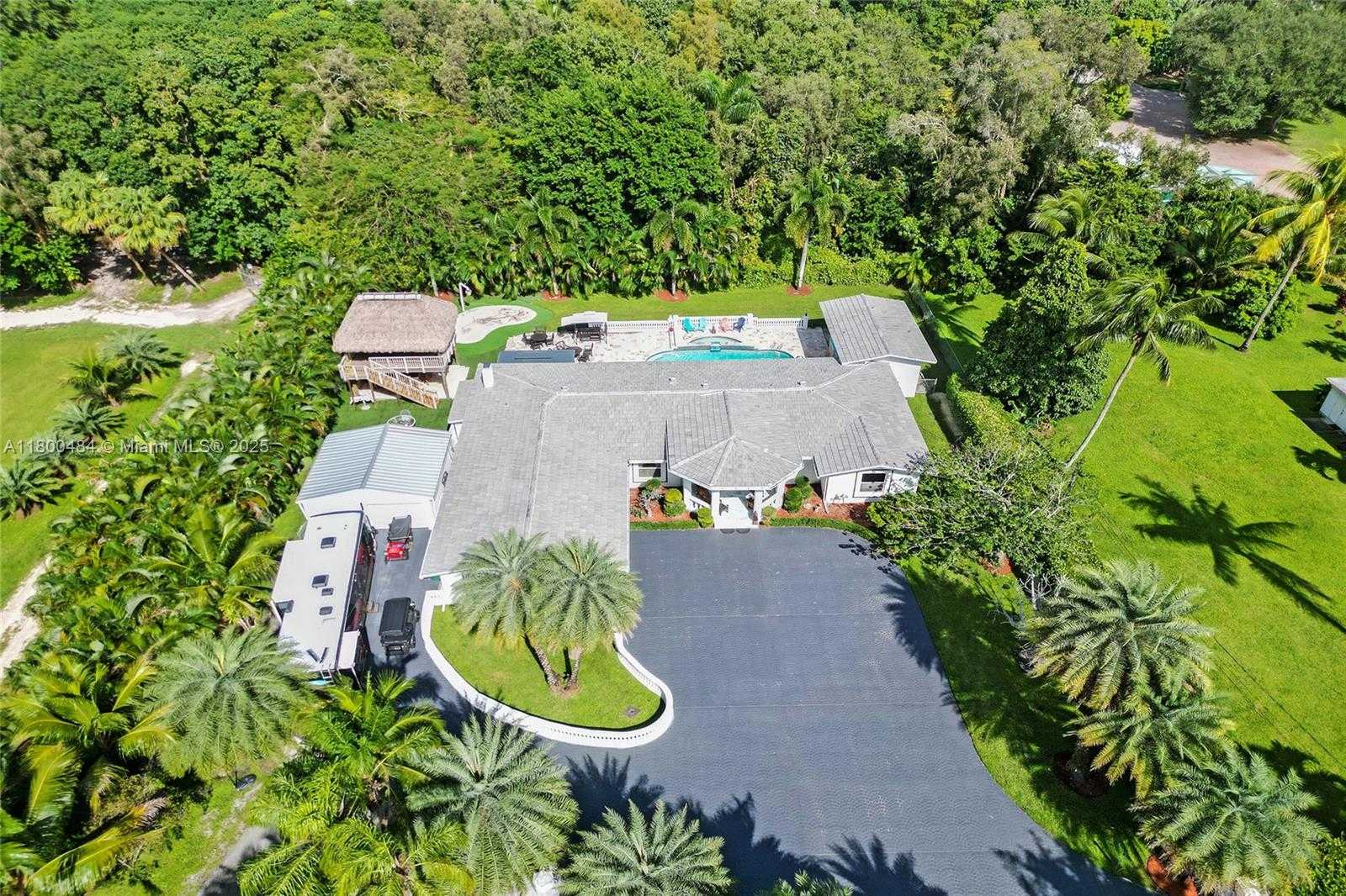 Small Image of 10831 SOUTH WEST 51ST CT, Davie Number 5